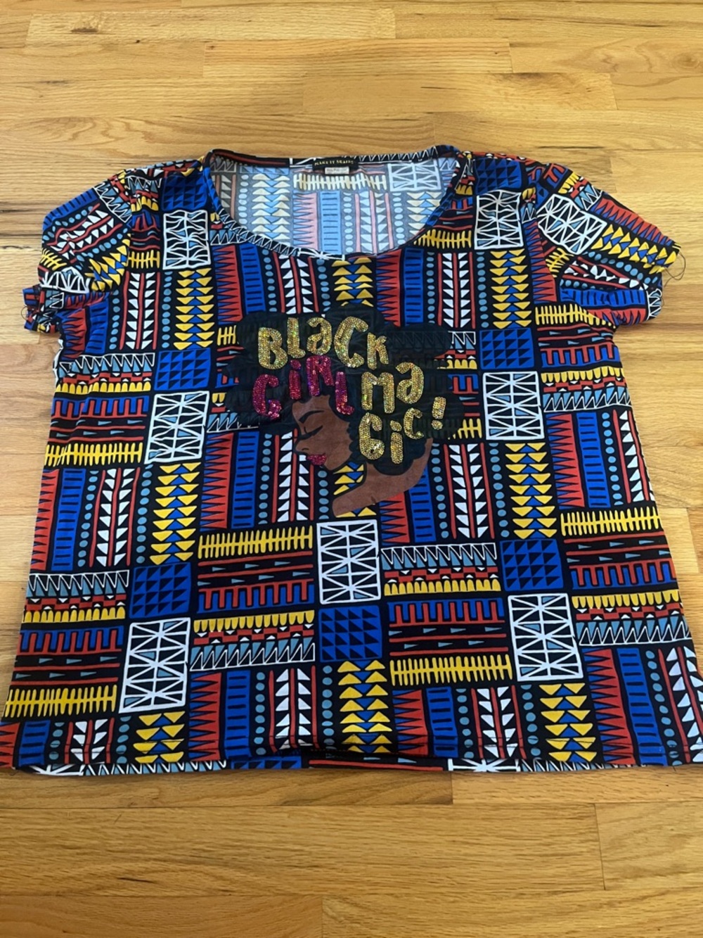 Make It Rain "Black Magic" Kente Graphic Print Sequin Tee - XL